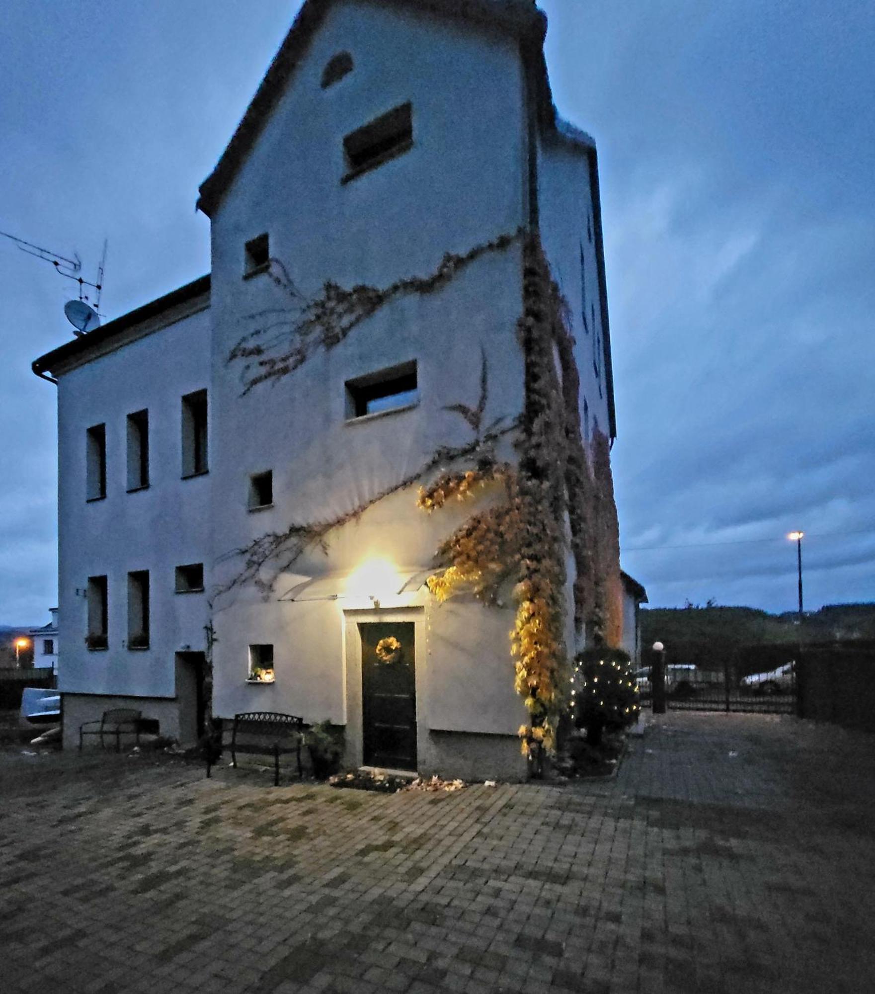 Penzion Bazalka Jablonec nad Nysą Zewnętrze zdjęcie